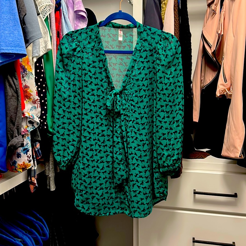 🔥Xhilaration blouse M 🔥